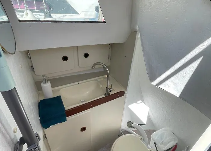 Bådhotel Voilier Miraflores Cherbourg-en-Cotentin