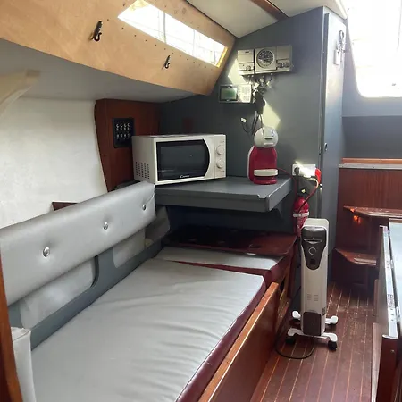 Botel Voilier Miraflores